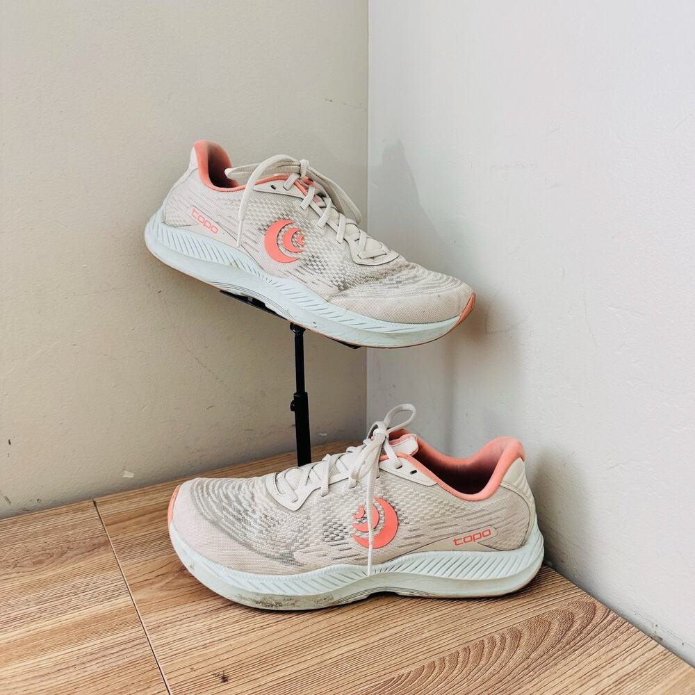 Topo Athletic Women's Fli-Lyte 5 running shoes Gray Orange Size 10.5